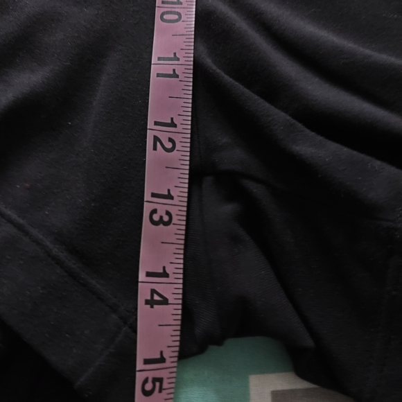 Athleta Drawstring Shorts - Picture 5 of 6